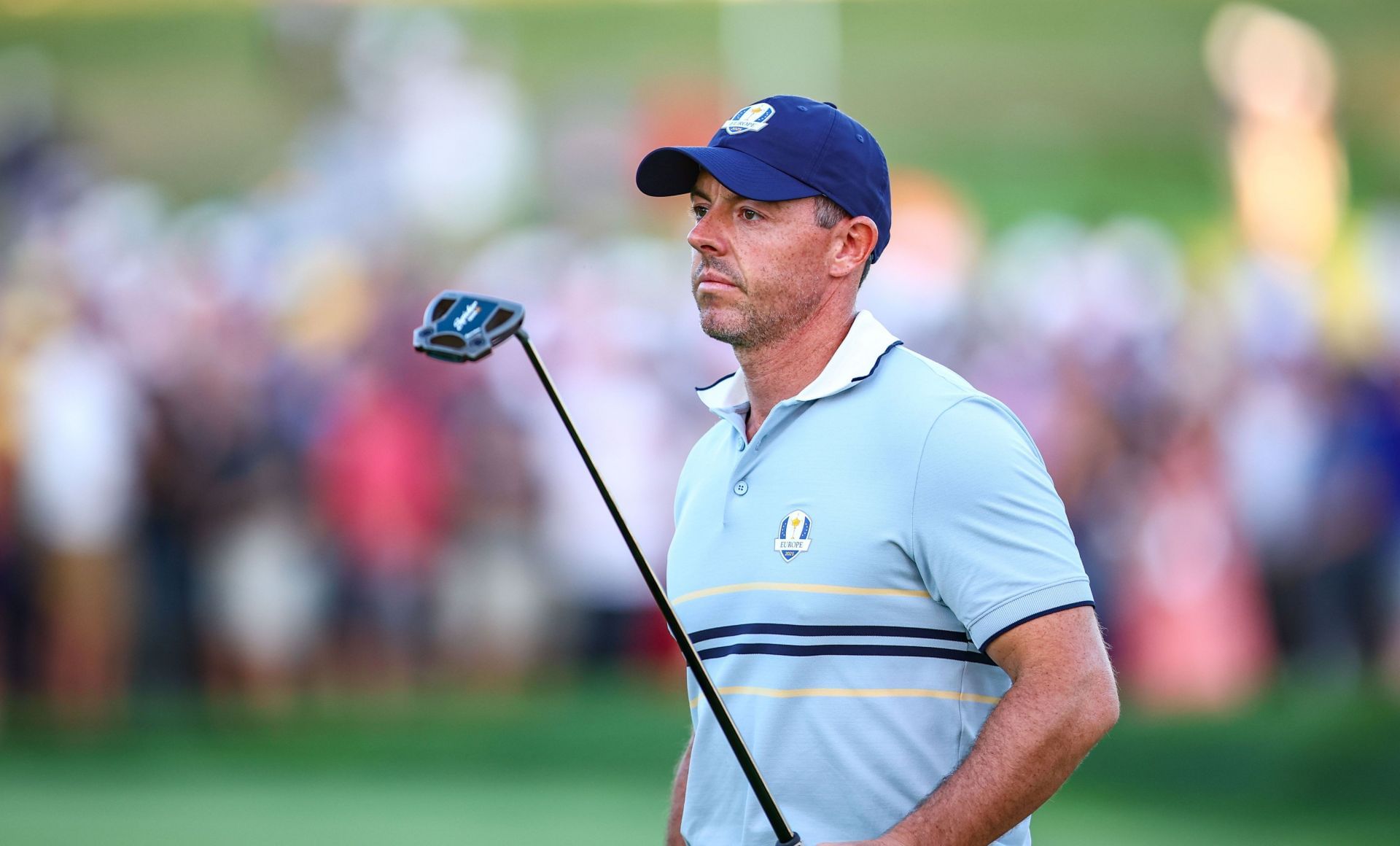 WATCH: Rory McIlroy flips off fans on Ryder Cup opening day