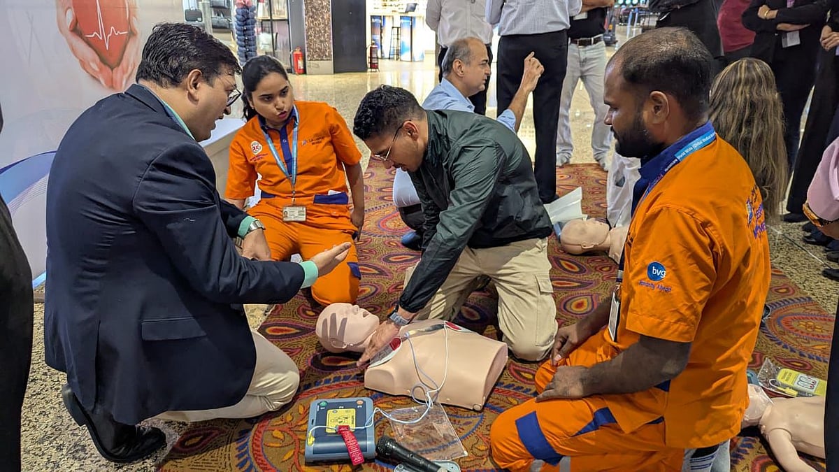 CSMIA Conducts Free AED And CPR Training For Passengers On World Heart Day; See Pics