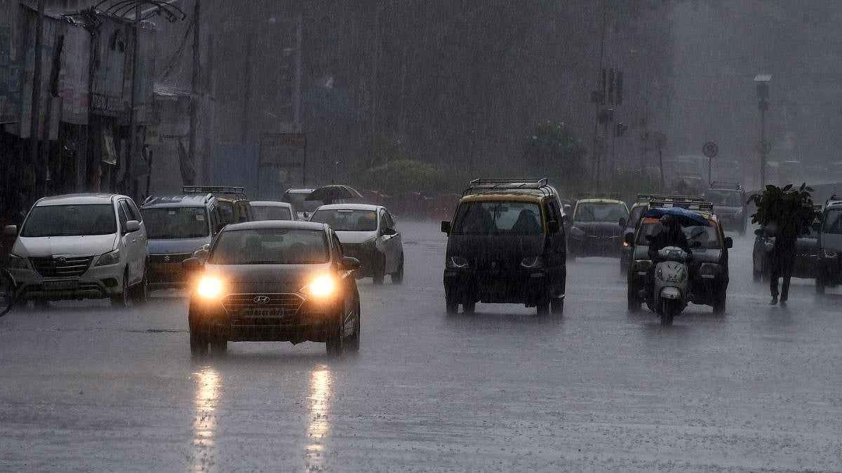 Mumbai Weather Update: Heavy Rain Alert Issued For City & Konkan; IMD Issues Yellow Alert
