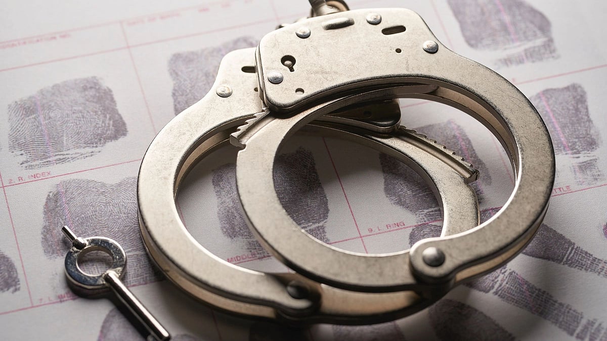 Navi Mumbai Crime Branch Arrests 3 Men For Robbing Cement Bulker Driver At Knifepoint Near Kalamboli