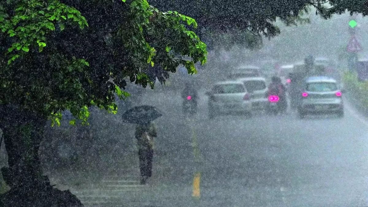 Madhya Pradesh October 3, 2025 Weather Updates: Two Cyclonic Circulations Active; Extremely Heavy Rain Alert For 17 Districts On Weekend